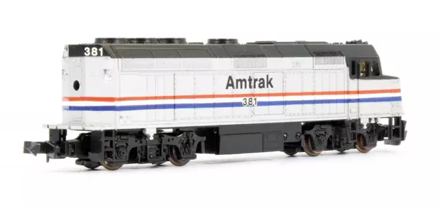 Life Like 'N' Gauge 7641 Amtrak F40 Diesel Locomotive 2