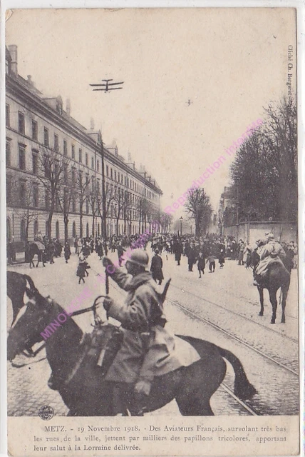 CPA 57000 Metz Aviators French Flying Over All Streets Military Horse ca1918