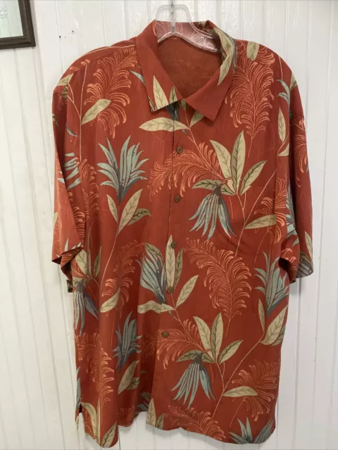 Tommy Bahama Modern Floral Hawaiian Shirt Mens  Size Large   100% Silk