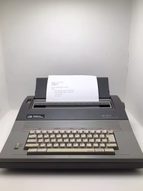 Smith Corona SL 570 Typewriter Tested Works Vintage Spell-Right Dictionary