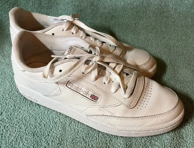 Reebok Women’s Size 8 Sneakers Classic Low Top Women's Shoes White