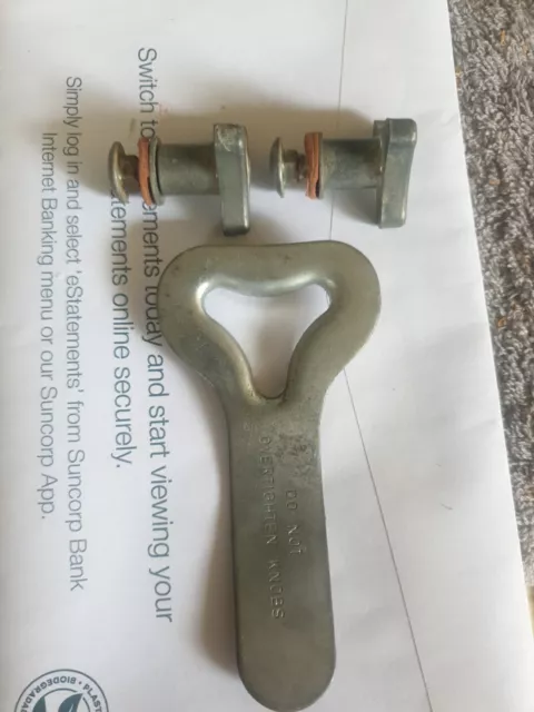 Triton Workcentre Mk3  Height Adjustment Knobs X 2 (early model). Plus Spanner.