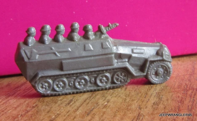 Lot De 4 Figurines Soldats Allemands WWII - Échelle 1:35 (50mm) - Marque Starlux - Plastique à Peindre - Occasion