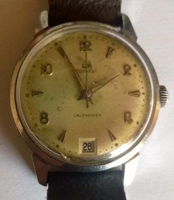 Montre LIP Tempest Calendrier Mécanique Homme - Années 70 - Cadran Blanc - Occasion Très Bon état