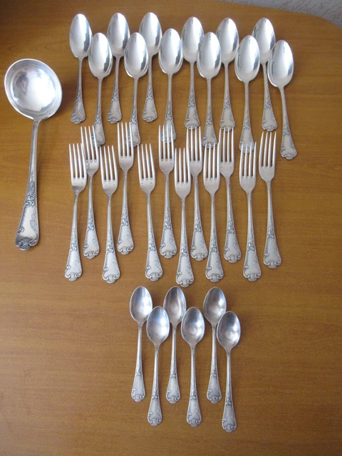 Ménagère Art Déco 31 Pièces Métal Argenté Poinçonnée Frionnet François