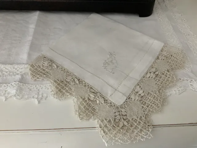 Linge ancien Mouchoir De Mariage Batiste Brodé Initiales F T Dentelle 1800/1900