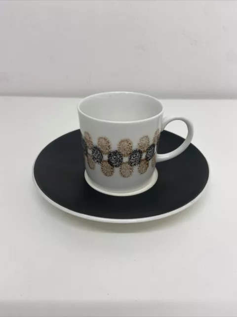 Susie Cooper 'Contrast' Duo - Cup and Saucer Wedgwood B95