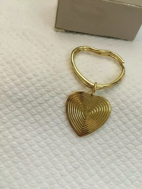 Vintage 1986 Avon Dangling Heart Key Ring