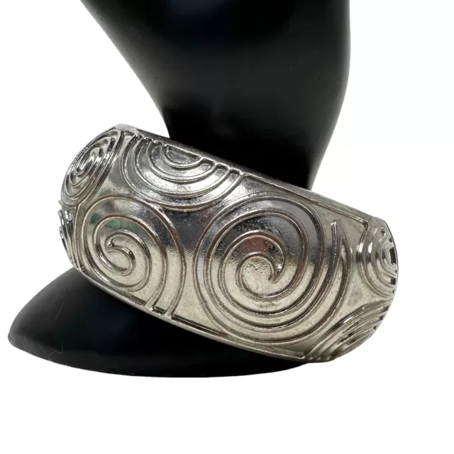 Vintage Silver Tone Swirly Circle Textured Wide Hinged Bangle Bracelet