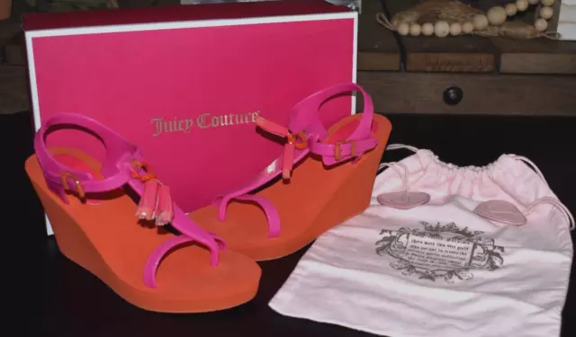 NIB NEW Juicy Couture Lily Wedge Sandals Heel 8 Pop Pink Orange Fizz J482016 Y2K