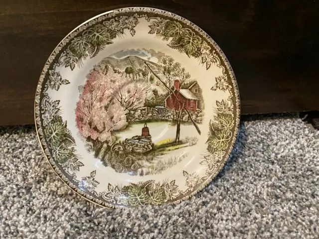 ONE Vtg Johnson Bros Friendly Village The well Cereal Bowl