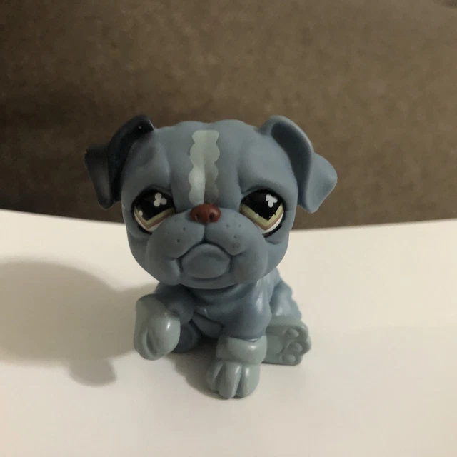 Littlest Pet Shop Blue Bulldog with Clover Eyes Littlest Pet Shop Blue Bulldog with Clover Eyes