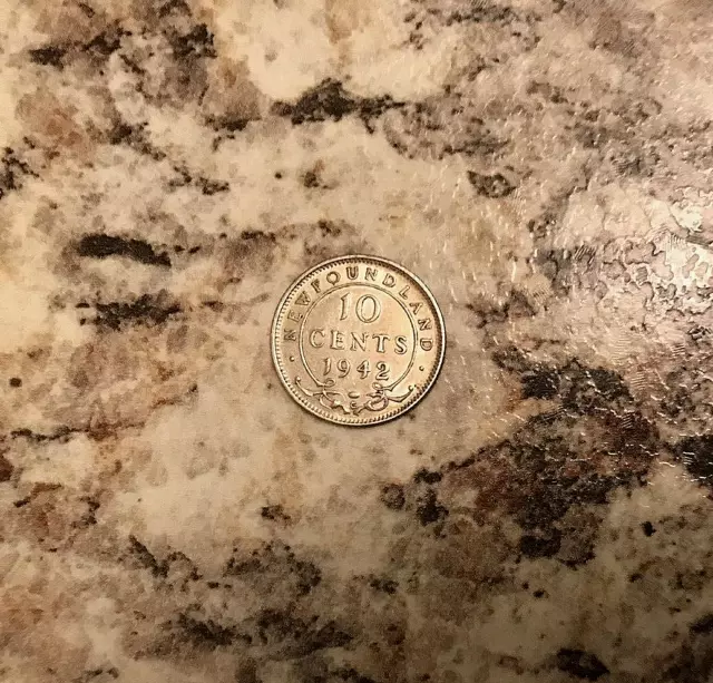 1942C Newfoundland Silver 10 Cents Coin Awesome Lot #0608A