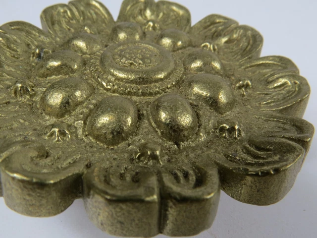 VTG  Brass Flower Curtain Tieback Hold Back Lot of 4 Medallion Window Hardware 7
