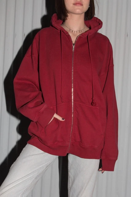 https://www.picclickimg.com/MkcAAOSwnudf~1a~/brandy-melville-red-oversize-zip-up-Christy-hoodie.webp