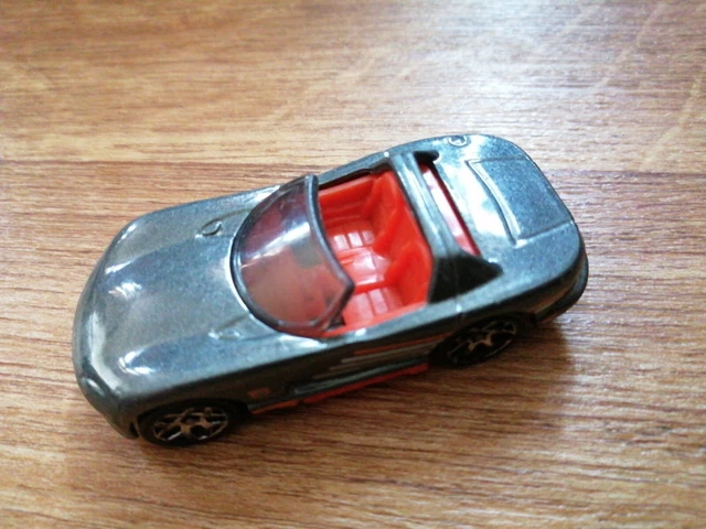 Preowned Loose Hot Wheels Metallic Gray Dodge Viper RT/10 1:64 Diecast Car DVB06