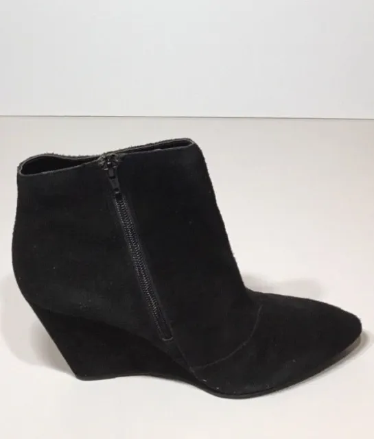 Women’s Seychelle Black Turn Up The Heat Suede Ankle Wedge Booties Size 10