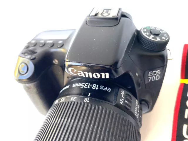 Canon EOS 70D 20.2 MP SLR-Digitalkamera - Schwarz (Kit m/ EF-S 18-135mm STM