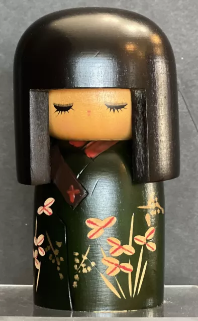 Vintage Japanese Carved Wooden Traditional Girl Kokeshi Doll Black Hair 5" Tall