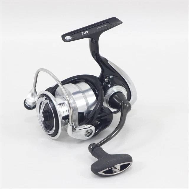 値下げ　新品未使用　DAIWA LEXA LT3000D-CXH ダイワ(Daiwa) 19レグザ LT3000D-CXH 00067212｜アウトドア用品