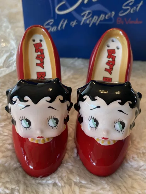 Vintage Salt Pepper Shaker Betty Boop Porcelain Collector’s High Heel Pump Shoe