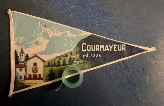 Rara e originale Bandierina per Vespa: COURMAYEUR anni’ 60