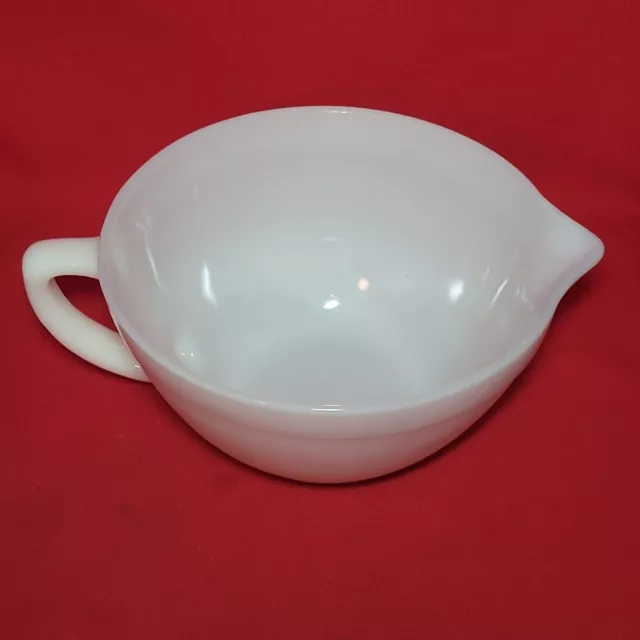 VTG Oven Fire King Ware Glass Batter Mixing Bowl Pour Spout