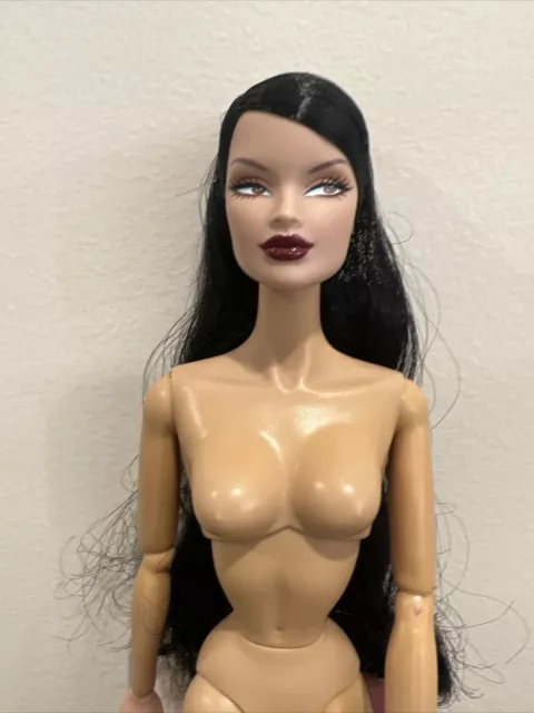 Integrity Toys Fashion Royalty Stylish Escape Veronique Perrin Nude Doll Only