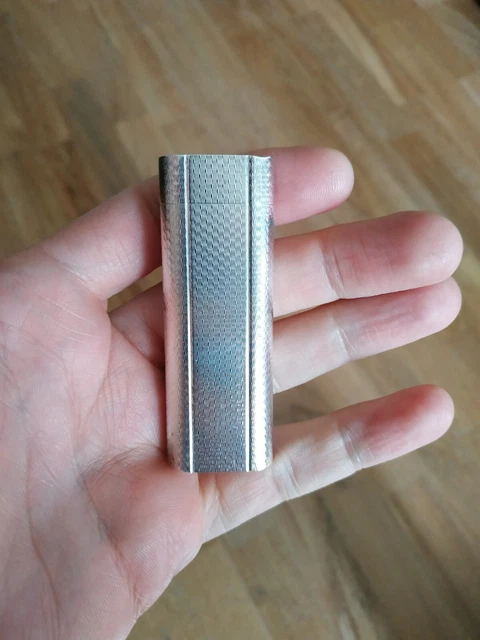 Cartier vintage lighter Oval silver plated 30 microns beautiful pattern working