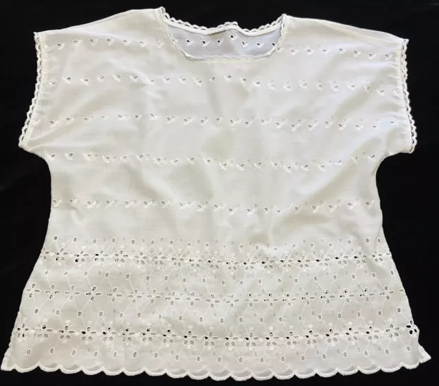 Vintage Eyelet Blouse White Cotton Short Dolman Sleeve ILGWU 1970’s Prairie