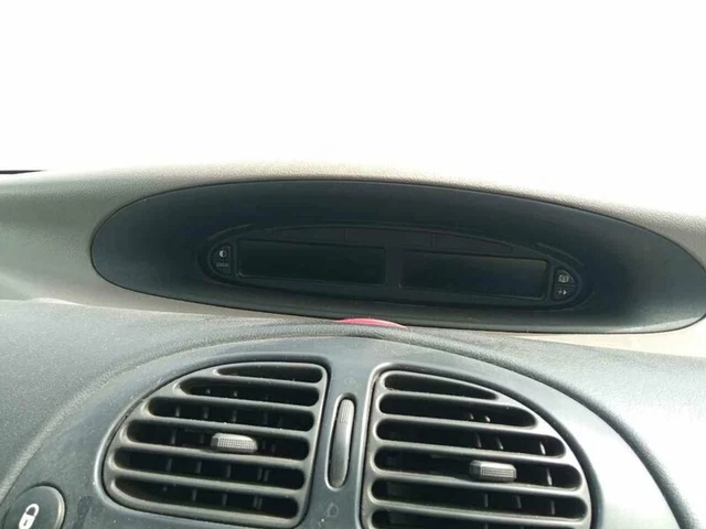 Grille Aération Avant Passager Pour Citroën Xsara Picasso HDI - Pièce D'occasion