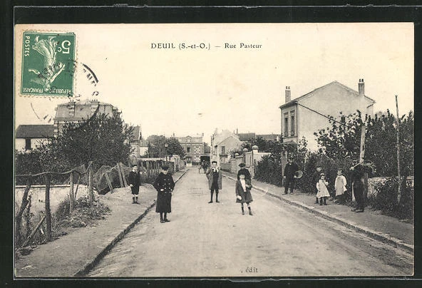 CPA Deuil, Rue Pasteur, vue de la rue