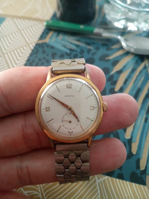 ANCIENNE MONTRE CHRONOGRAPHE mécanique ELVIA Mouvement Landeron