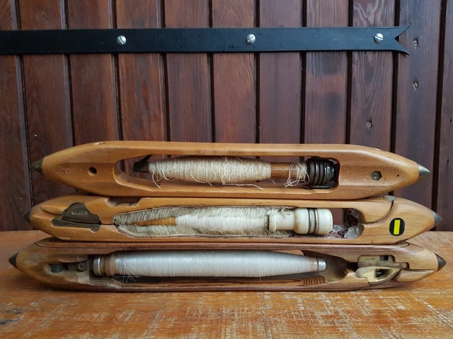 ANCIENNE NAVETTE DE tissage en bois LISCH EUR 18,00 - FR ANCIENNE NAVETTE DE tissage en bois LISCH EUR 18,00 - FR
