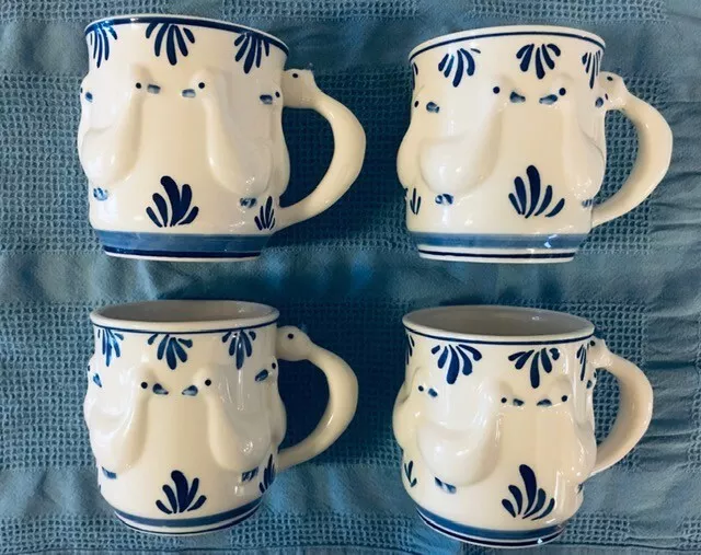 Coffee MUG CUP DELFT BLUE HOLLAND DUTCH Duck Goose Vintage 1984 DAIC