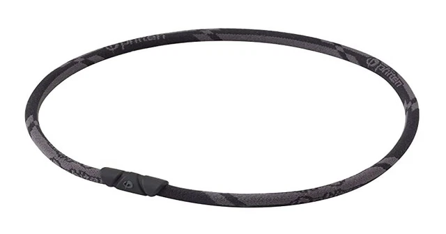 Collar Phiten RAKUWA Cuello General Modelo Carbono Negro 50 cm Japón + Número de Pista