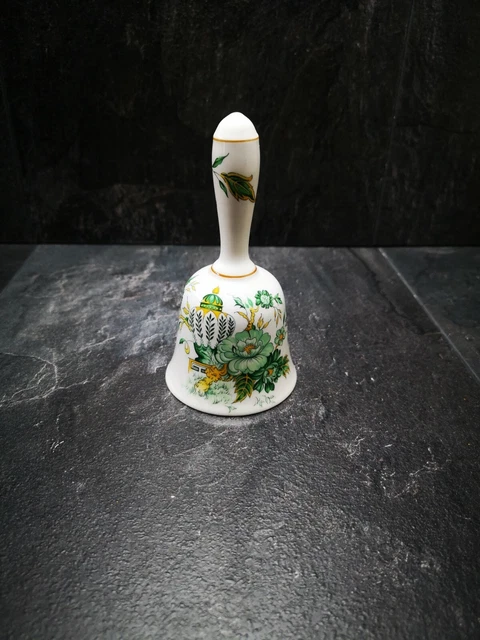 Crown Staffordshire Zierglocke in Kowloon orientalisches Blumenmuster grünes Design