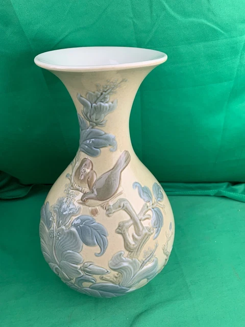 リヤドロ lladro 「sparrows and flowers vase」 リヤドロ lladro 「sparrows and flowers vase」