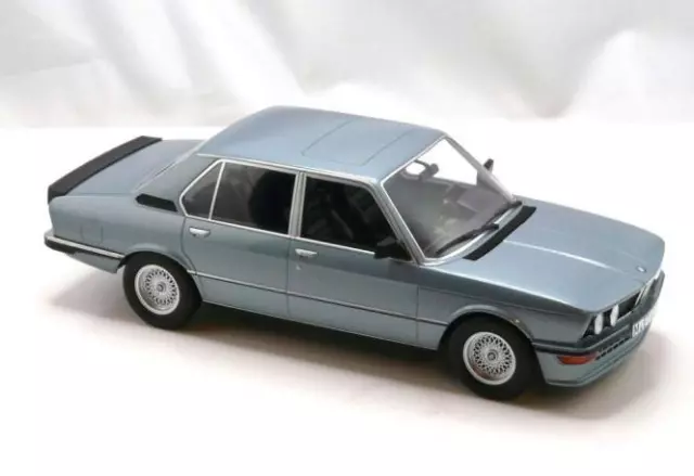 NOREV 1:18 BMW M535i 1980 - Blue metallic