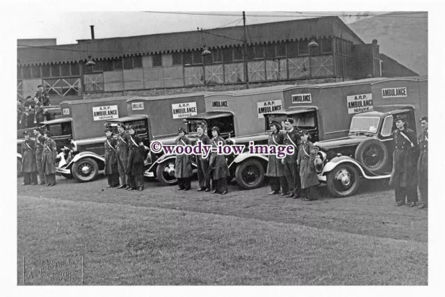 pu1799 - Sheffield - A.R.P.Ambulance Station & Crew on Ecclesall Rd.- print 6x4