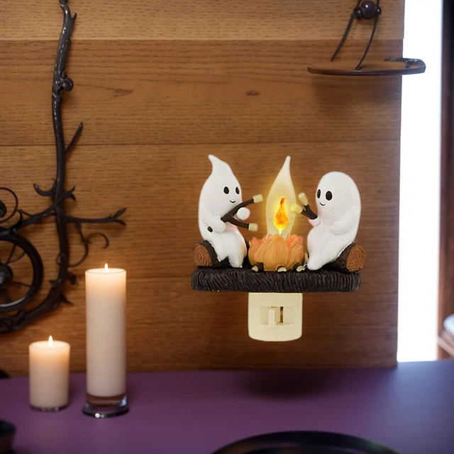 LED GHOST CAMPFIRE Flickering Night Light Plug Into Wall Resin Room