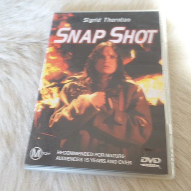SNAP SHOT MOVIE 1979 Sigrid Thornton Vtg Thriller SNAPSHOT Vtg