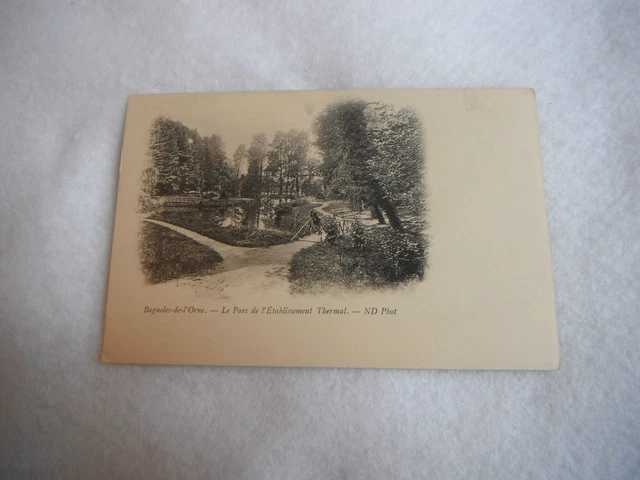 CPA carte postale Bagnoles-de-l'Orne / Le Parc de l'Etablissement Thermal