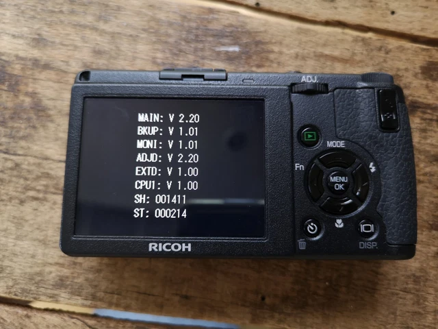 [NEAR MINT Shots1411] RICOH GR DIGITAL II 10.1MP Digital Camera Black From JAPAN 11