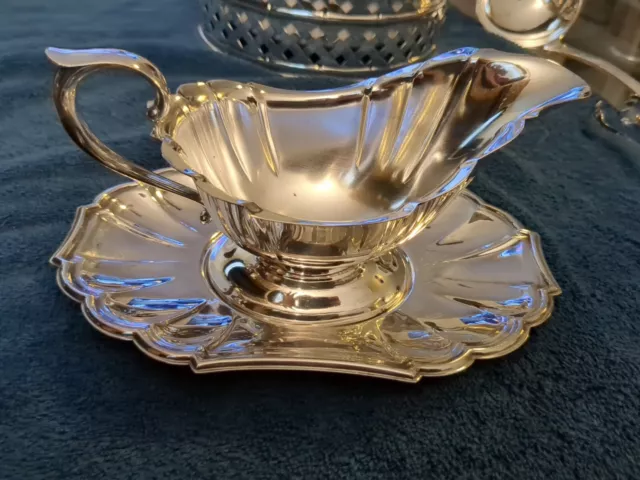 Gorham Silver Plate Gravy Boat w. Tray Sauce Pitcher Heritage YH 17 EUC 1970's