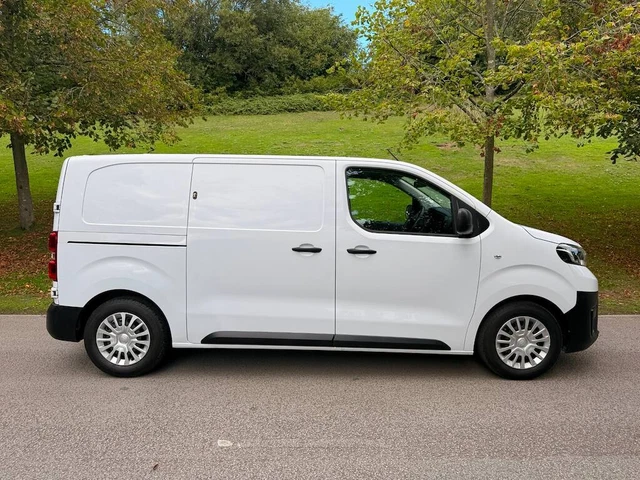 2023 TOYOTA PROACE 1.5D 120 Icon Van PANEL VAN DIESEL Manual £16,434.00 ...
