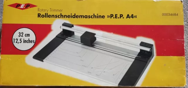 NEUw. * Rollenchneidemaschine DIN A4 32 cm Papierschneider