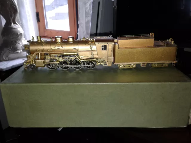 Vh Model Brass Ho Cnr 2-8-0 Stem Locomotive