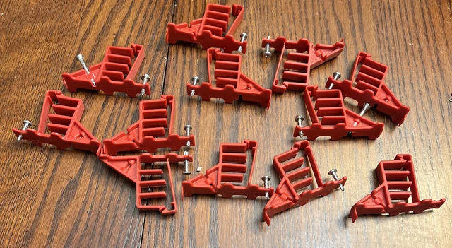 Gardner Bender Multi-Cable Staples (12 Pieces) 3 Different Screw Setups