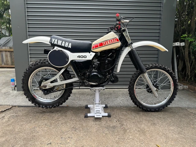 Yamaha 425 dirt bike deals
